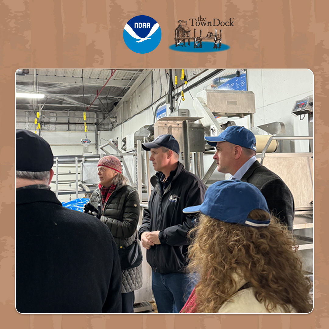 NOAA visits The Town Dock 🦑
